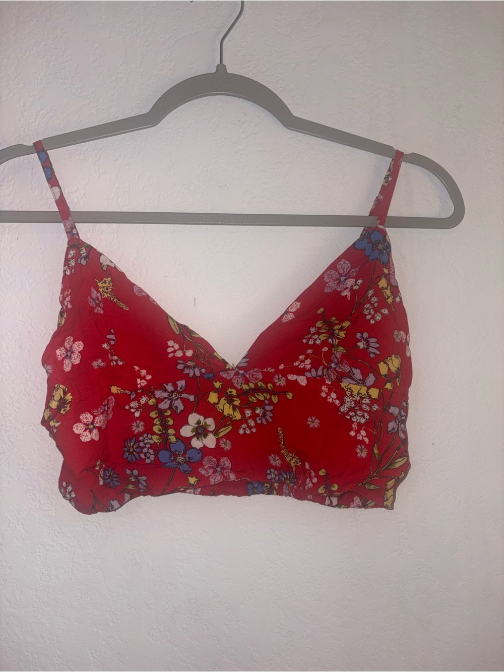 Forever 21 Red Floral V-Neck Crop Cami